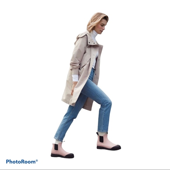 Everlane Shoes - Everlane The Rain Boot Pink Size 6